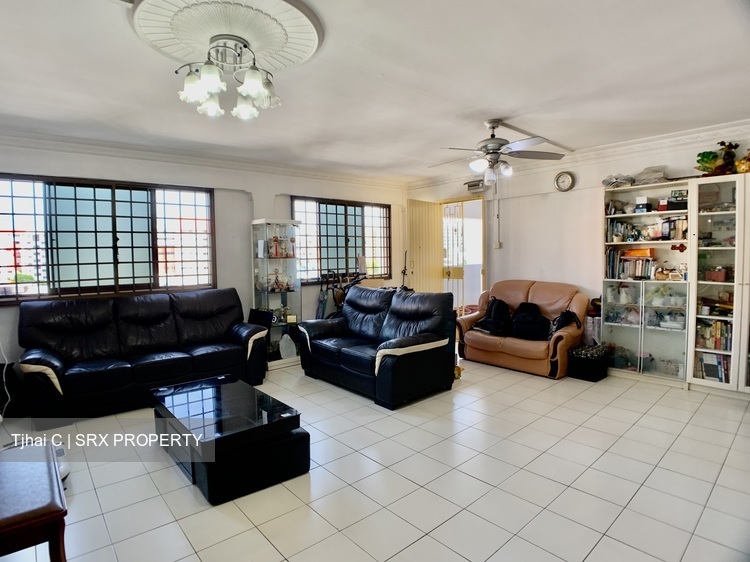 Yishun Avenue 6 thumbnail photo